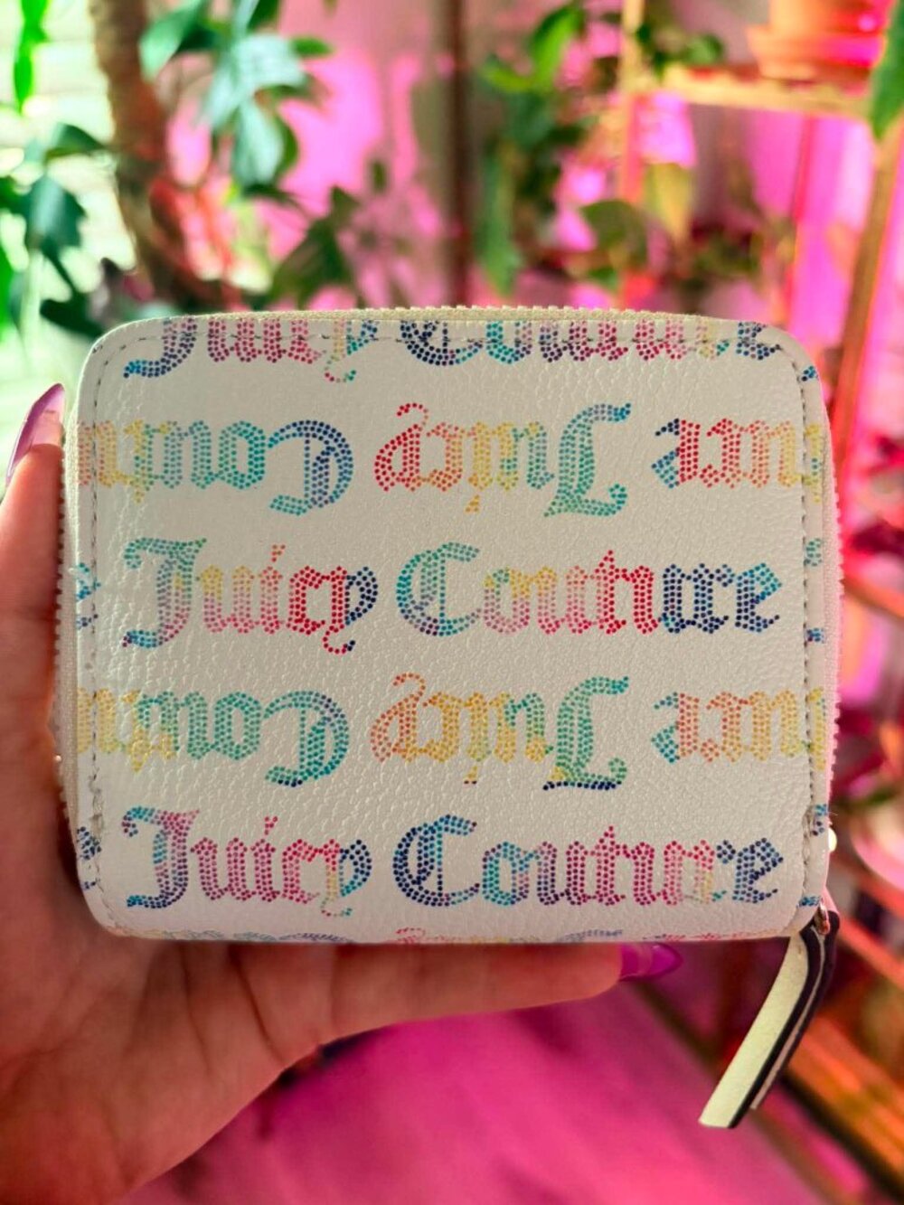 🌈 Juicy Couture Rainbow Logo Zip Around Wallet 🌈 - Picture 5 of 6